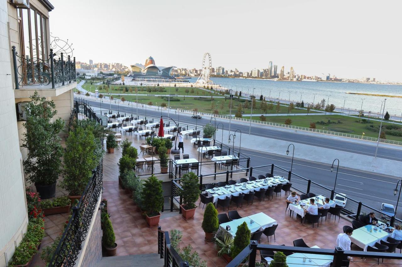 Riviera 4* Baku