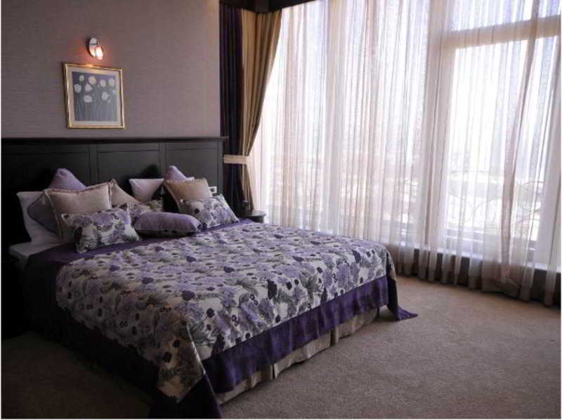 Riviera 4* Baku